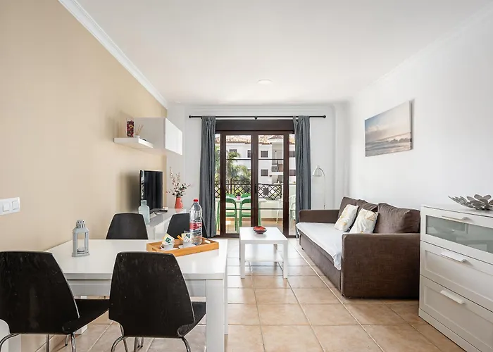 Apartamento Familiar Muy Soleado Cerca De La Playa Y Parking Incluido