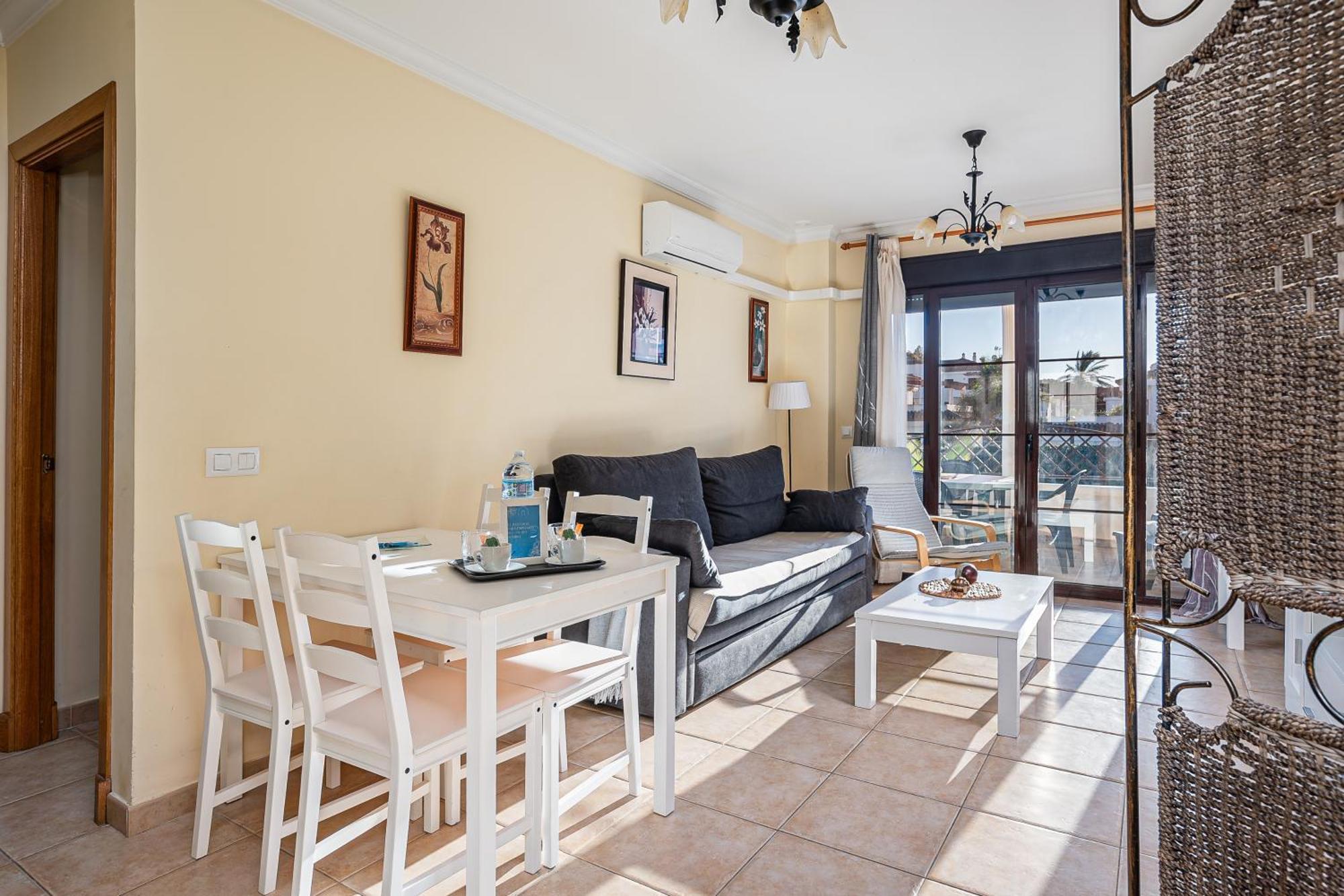 Familiar Muy Soleado Cerca De La Playa Y Parking Incluido Apartament Chiclana de la Frontera
