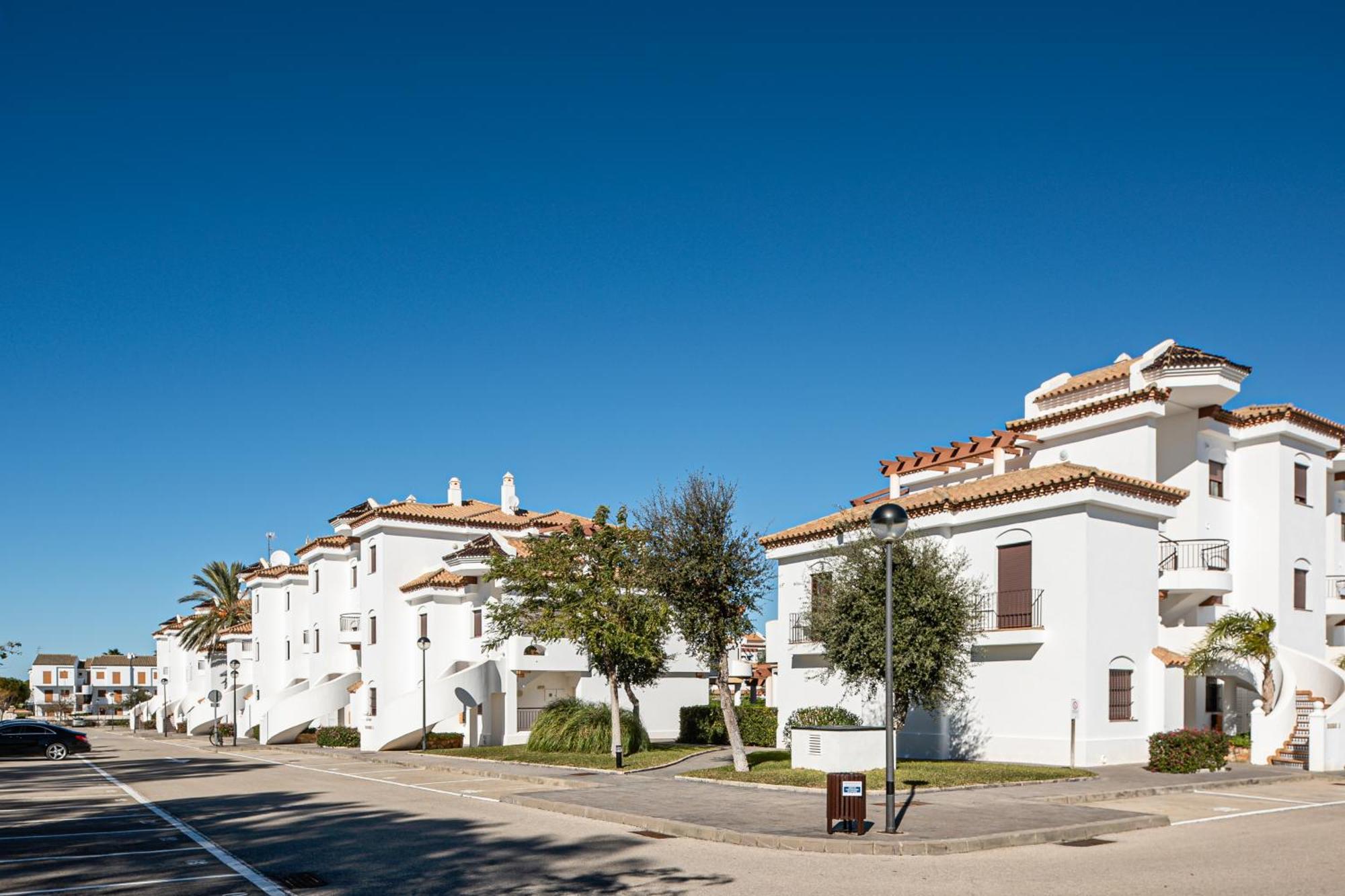 Apartment Familiar Muy Soleado Cerca De La Playa Y Parking Incluido *