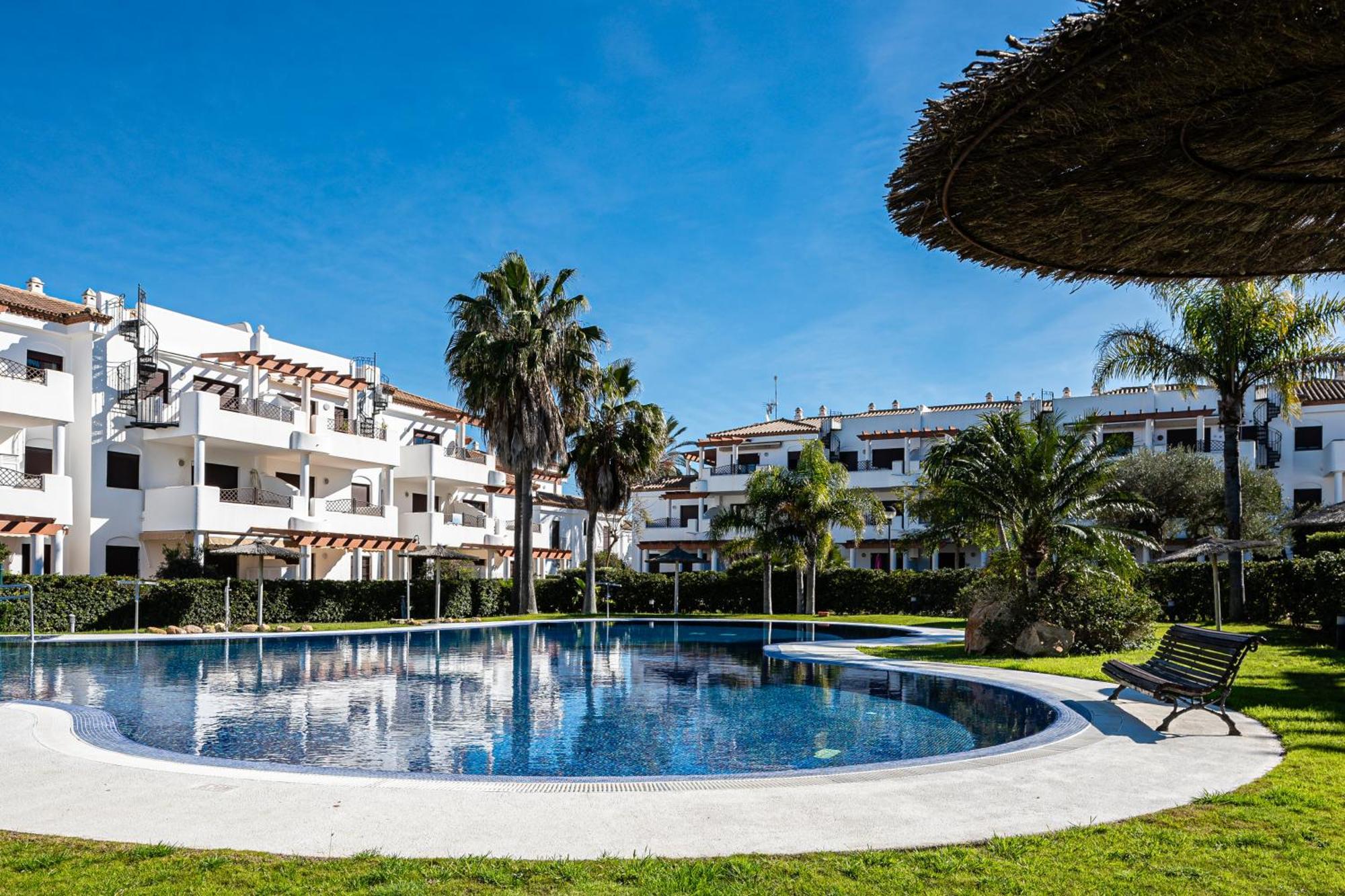 Familiar Muy Soleado Cerca De La Playa Y Parking Incluido Apartament